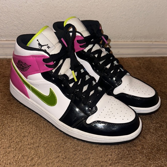 Air Jordan Mid SE Cyber Active Fuchsia Men's 10